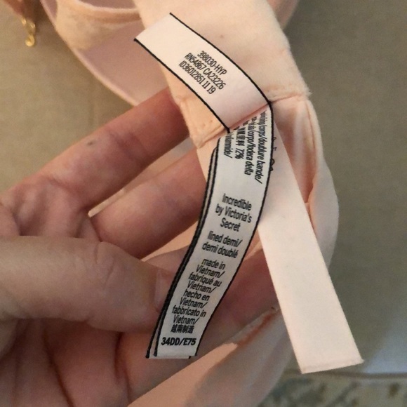 Pink Victoria Secret Bra - Picture 3 of 3